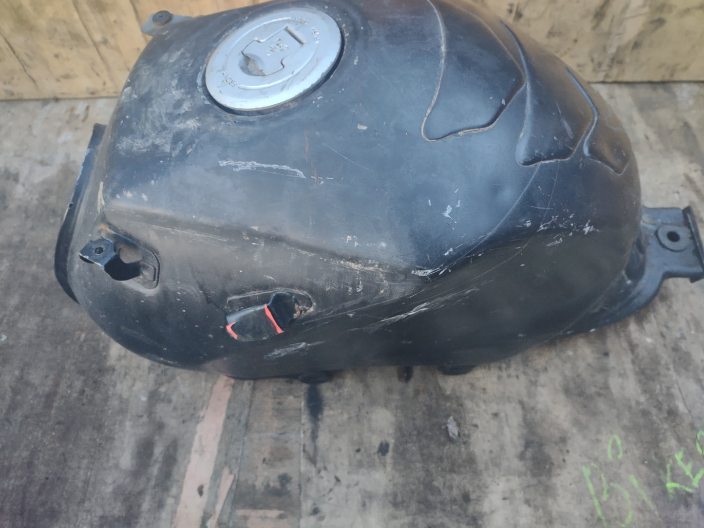 Honda CBF 125 fuel tank (OEM)
