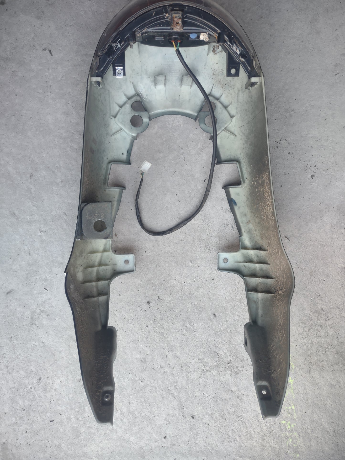 Zontes mantis 125 grab handle, side panels, rear lights (OEM)