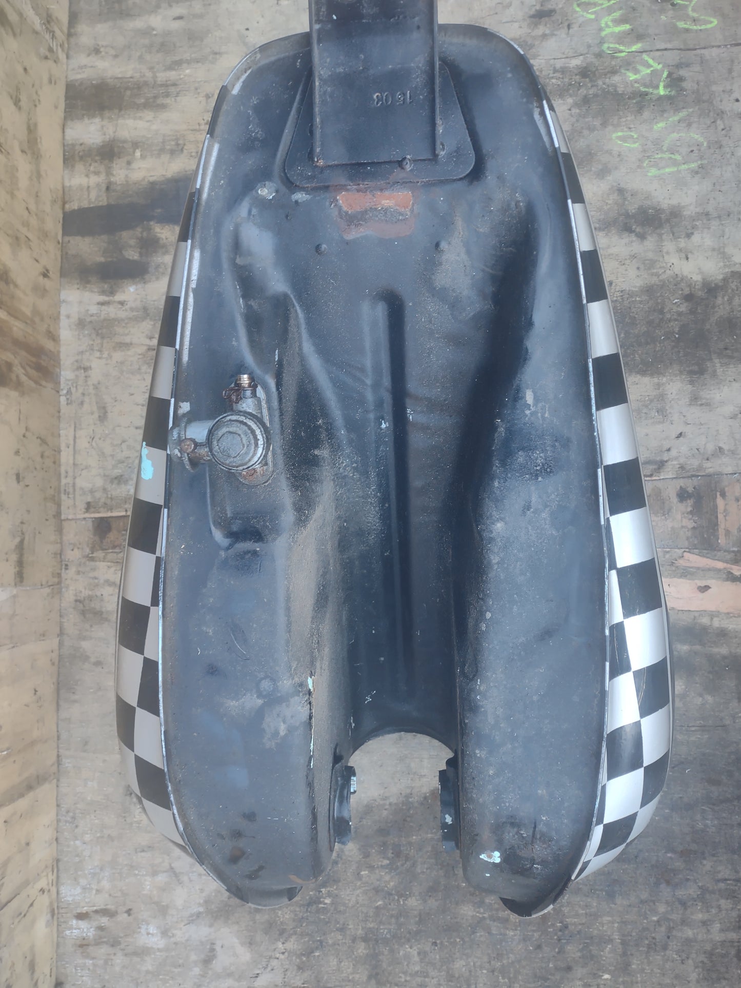 Sinnis XF125 K157 FMI fuel tank (used) OEM