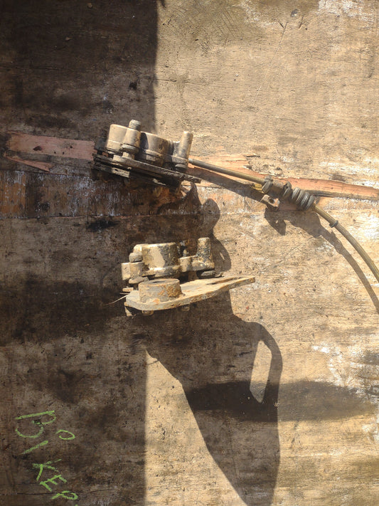 Honda CBR 125 front and rear calliper