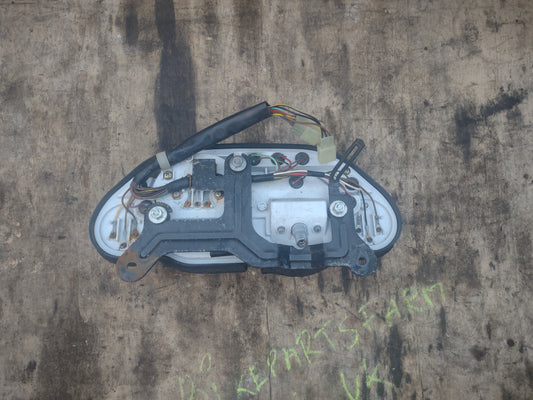 Kawasaki ZZR600 Speedo, clocks 30k miles (OEM)