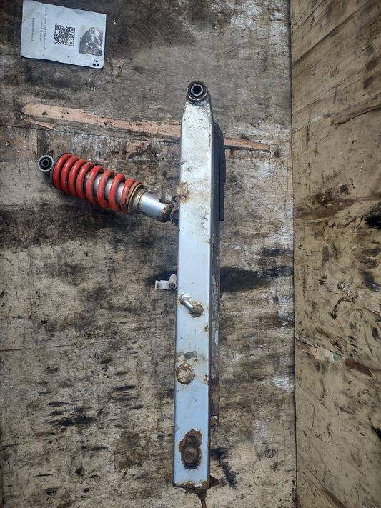 Honda CBR 125 swing arm & shocker