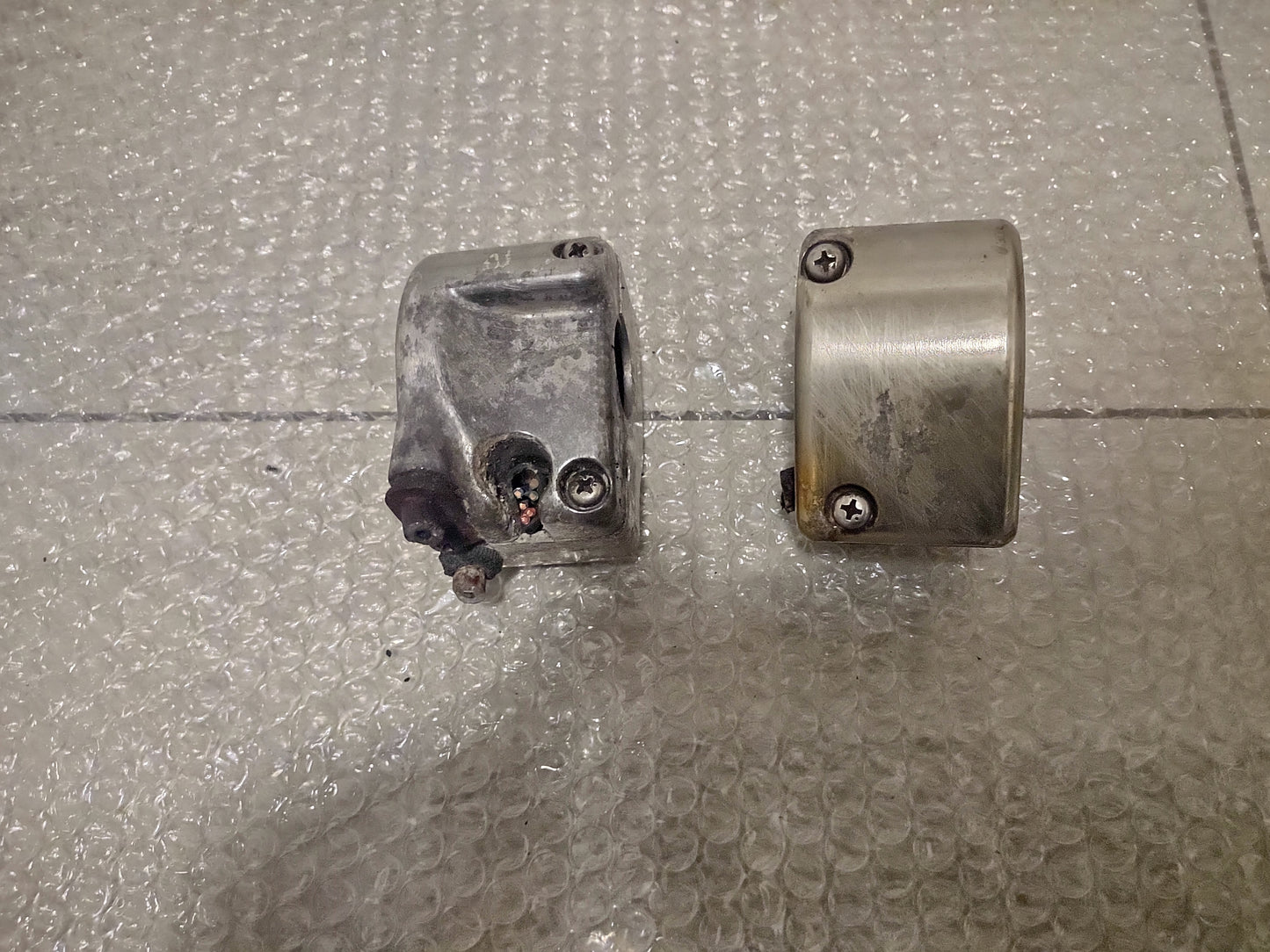 Yamaha xvs 650 dragstar switches (OEM) used