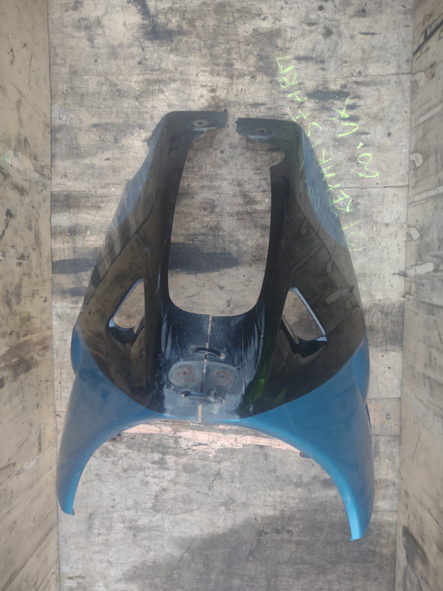 Kawasaki zzr600 nose cone, fairings, indicators, mounting bracket 1993 (OEM)
