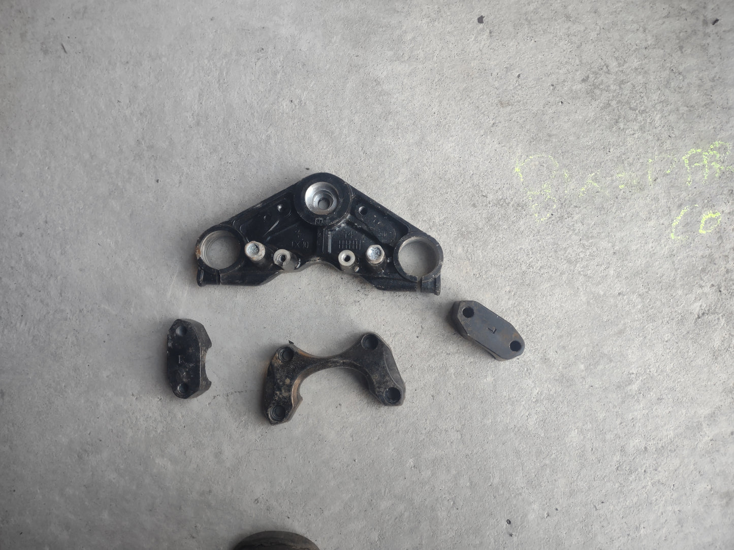 Zontes mantis 125 top yoke / steering yoke (2021) OEM