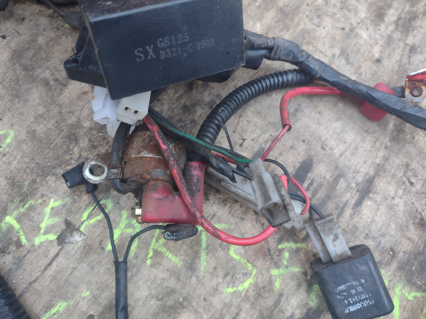 Sinnis XF125 K157 FMI wiring, seat and indicators (OEM)