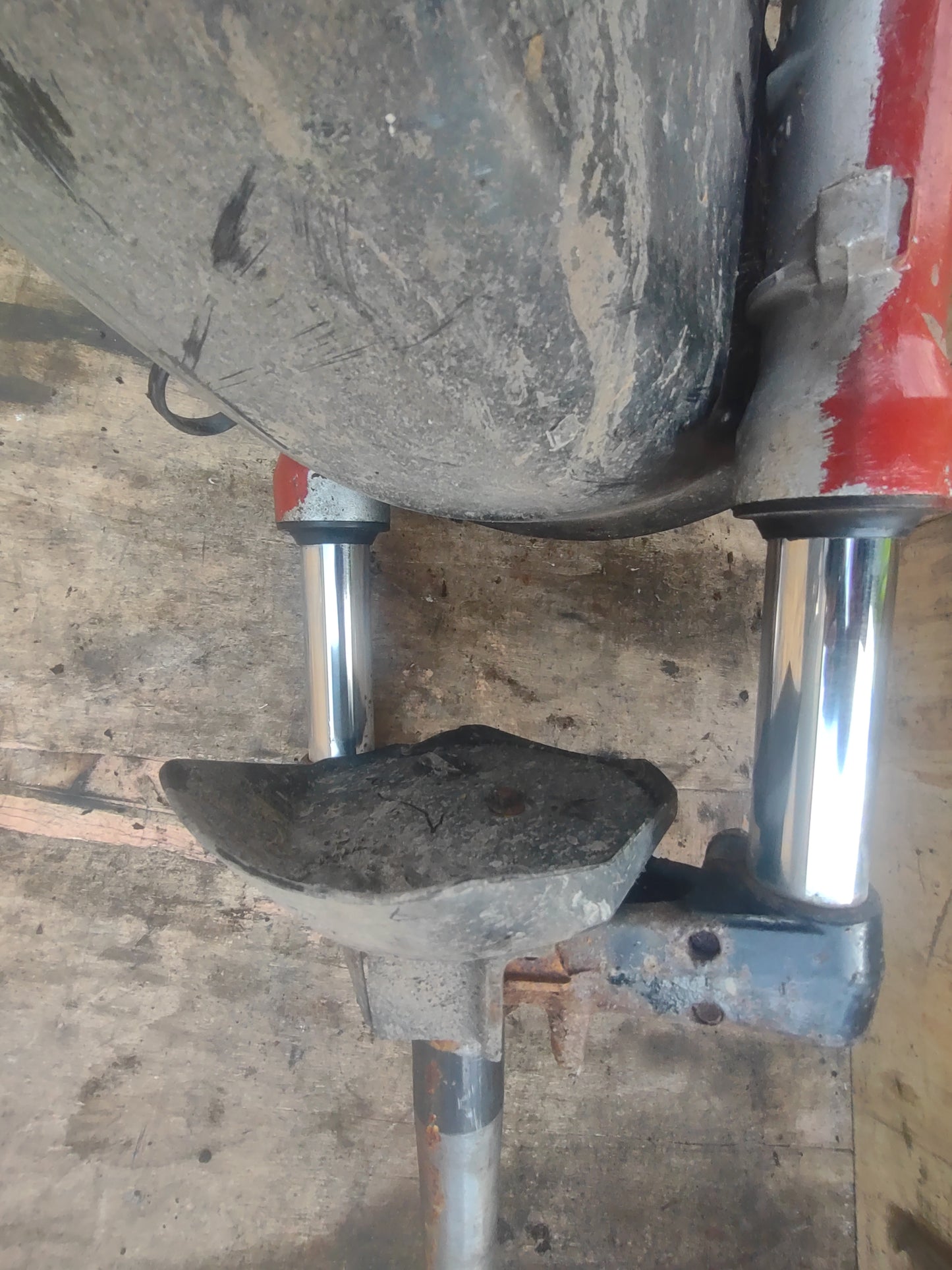 Honda PES 125 front forks, mudguard, spindle (OEM) used