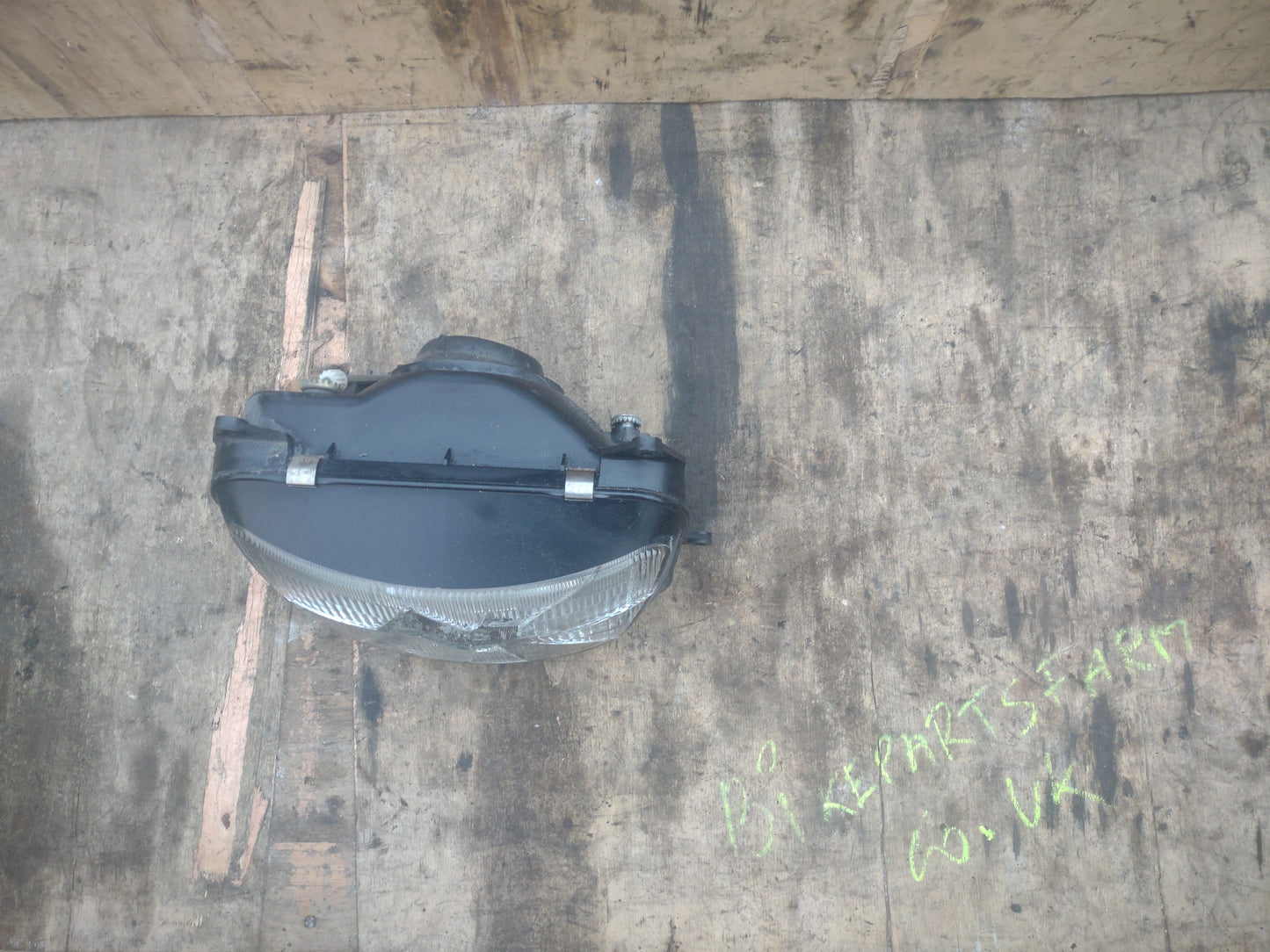 Kawasaki zzr600 headlamp (OEM)