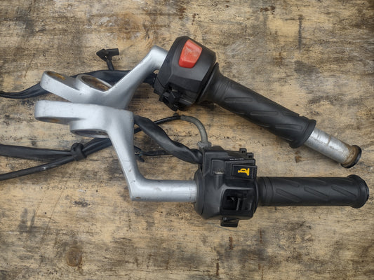 Lexmoto ZSX F 125 clip on handlebars & switches