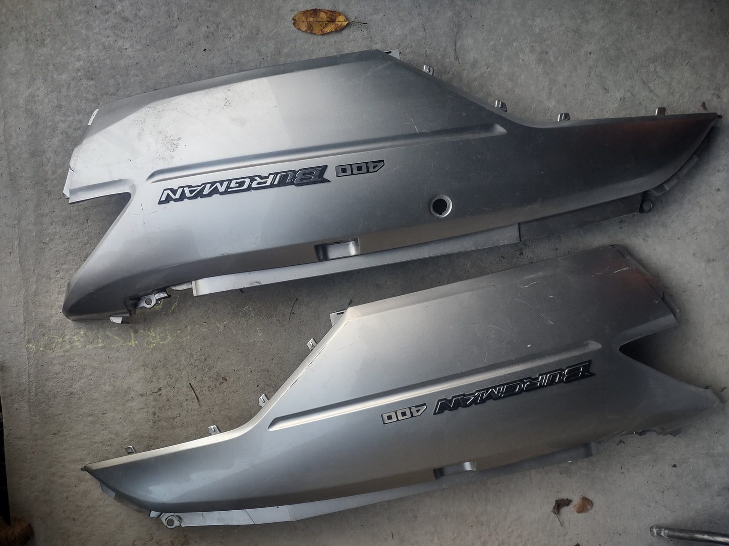 Suzuki an400 fairings / plastics 15+ items (OEM)