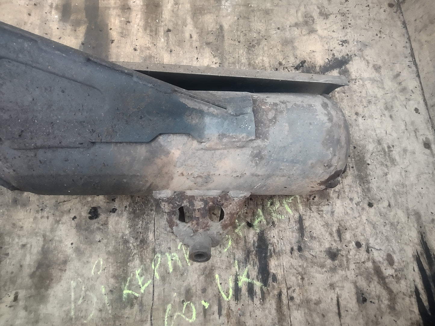 Honda PES 125 exhaust (OEM) used