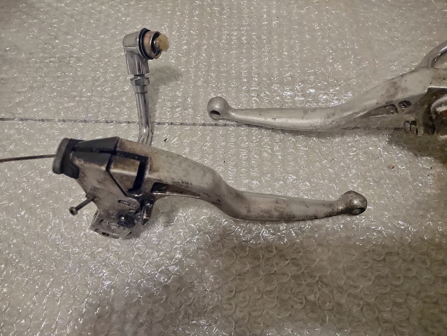 Yamaha xvs 650 dragstar brake booster, mirror, lever/s (OEM) used