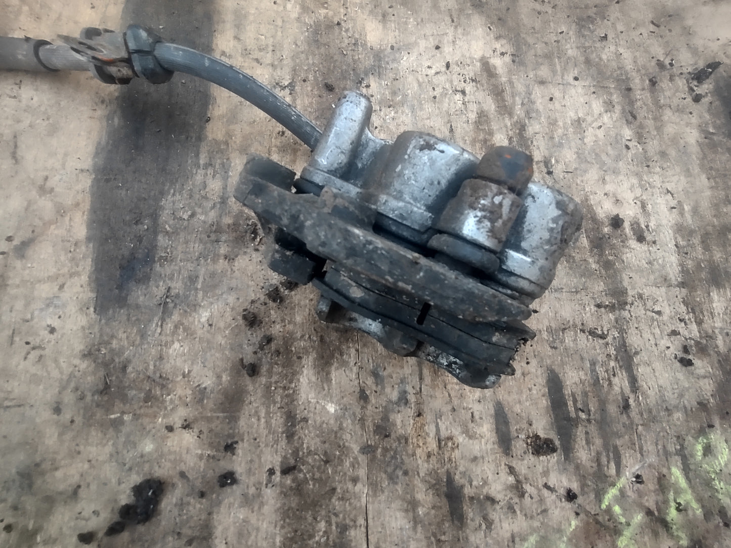 Honda PES 125 calliper (OEM) used