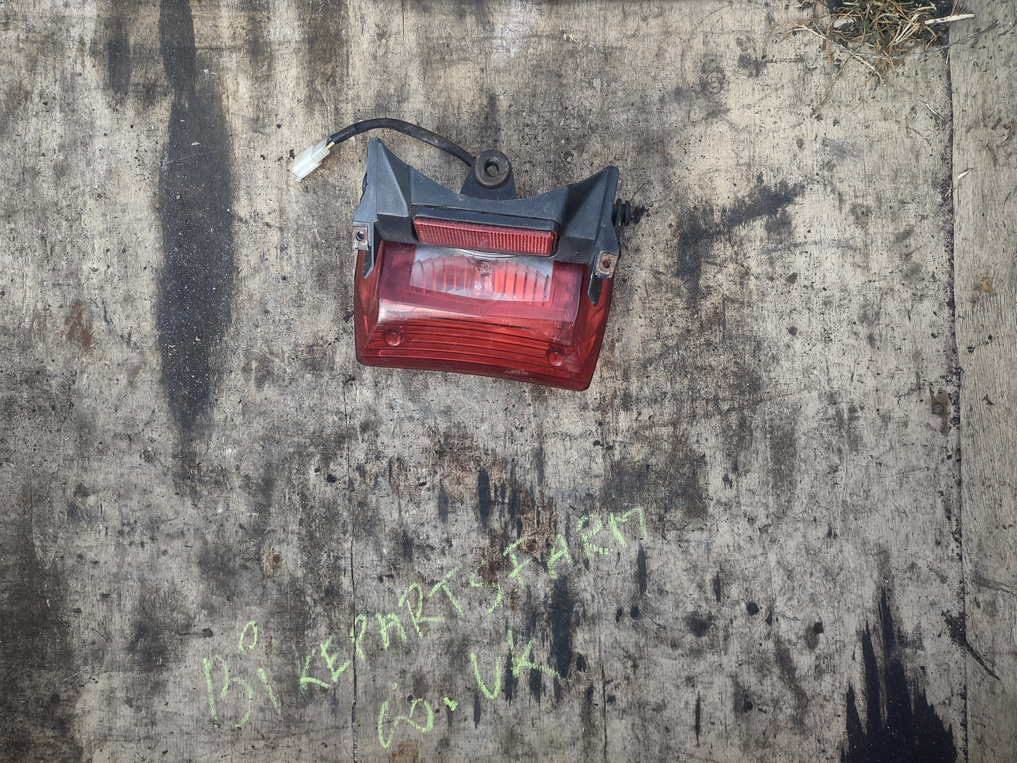 Yamaha YBR 125 brake light, stop tail brake assembly (used)