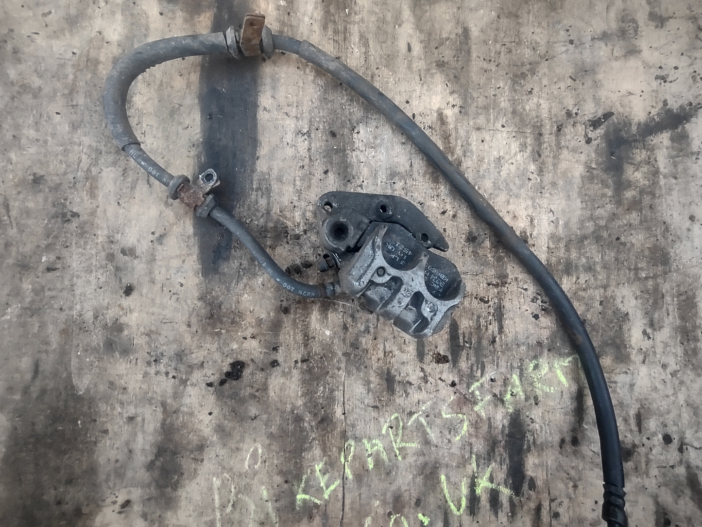 Honda PES 125 calliper (OEM) used