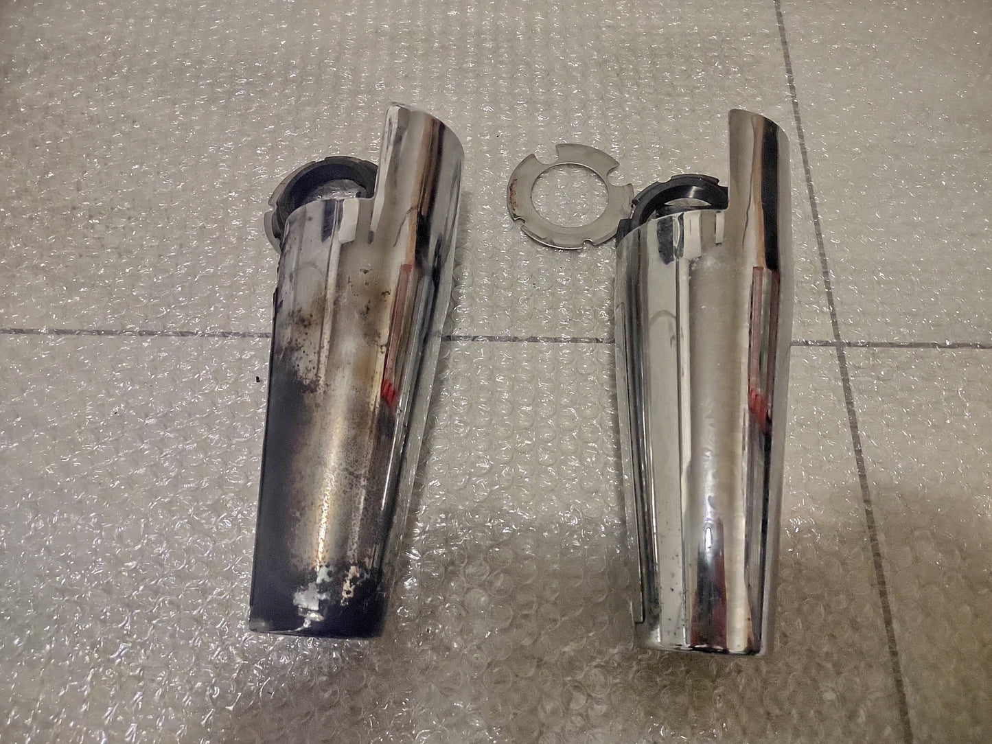 Yamaha xvs 650 dragstar pair of upper front forks cover trims (OEM) used