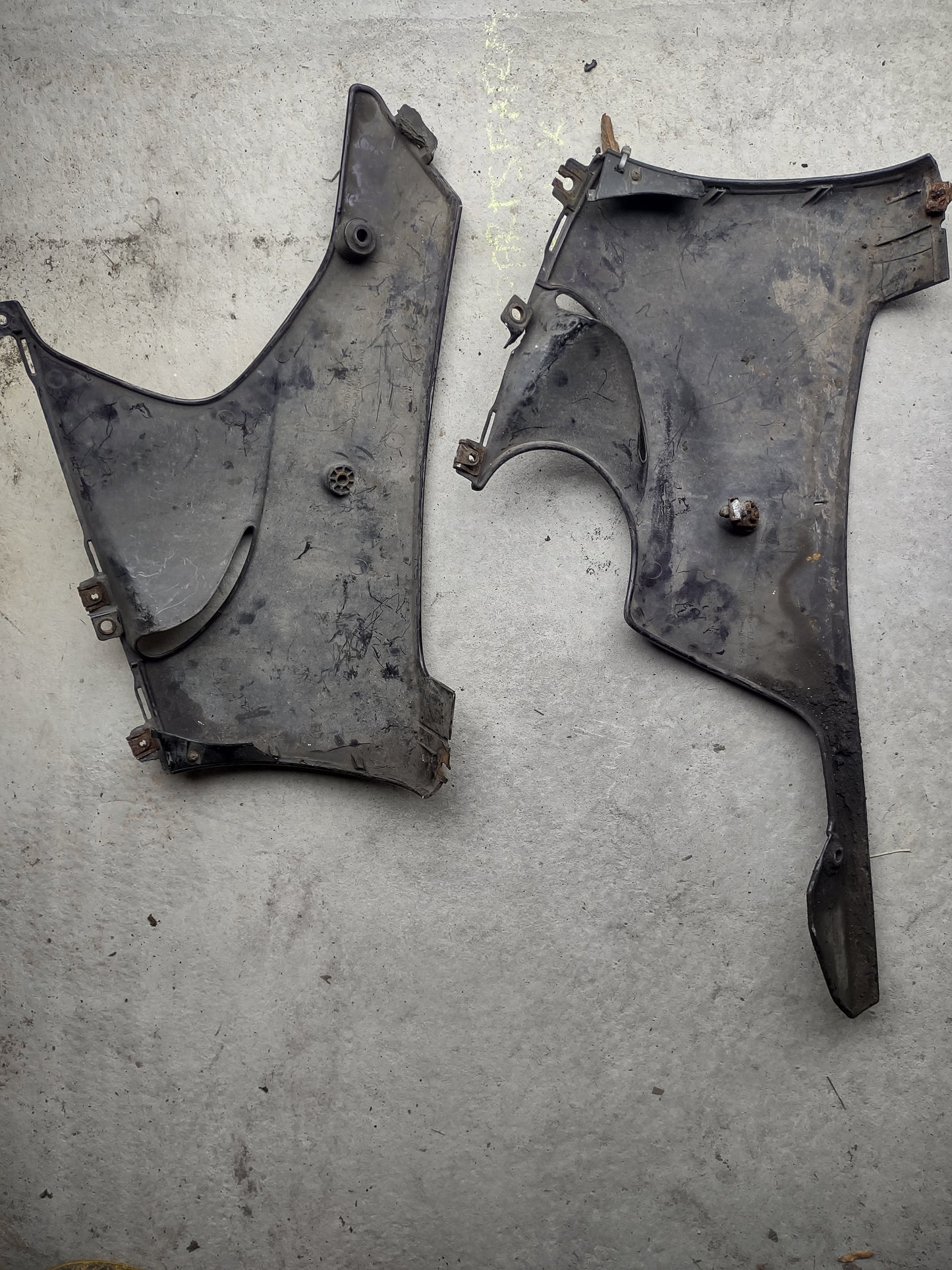 Honda CBR 900 fireblade sc33 fairings, rear indicators OEM)